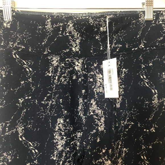 Task Performance Black and Silver Marble Cropped Pants. Size XL. NWT - Picture 6 of 7